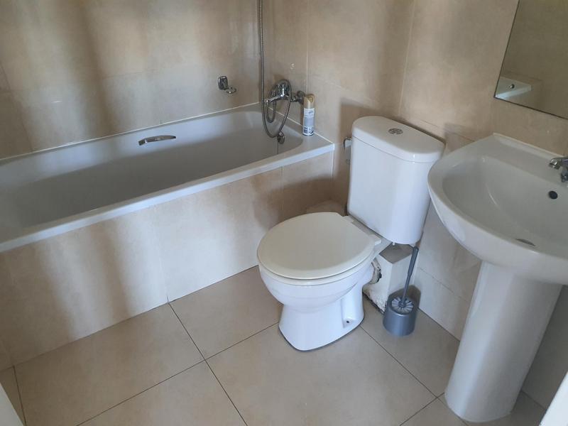 To Let 2 Bedroom Property for Rent in Salt River Western Cape